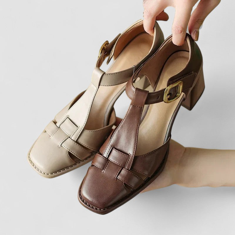 Elyxiana | Orthopedic block-heeled shoes with a T-strap