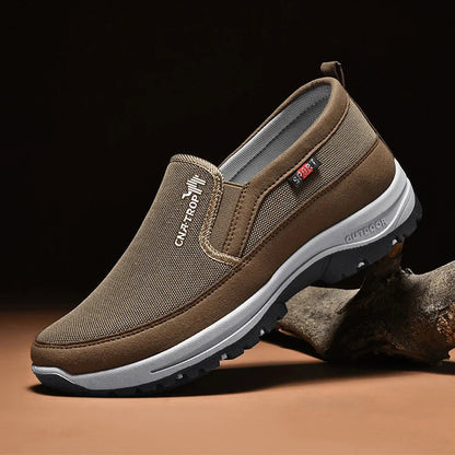 Men's comfortable and breathable walking shoes.
