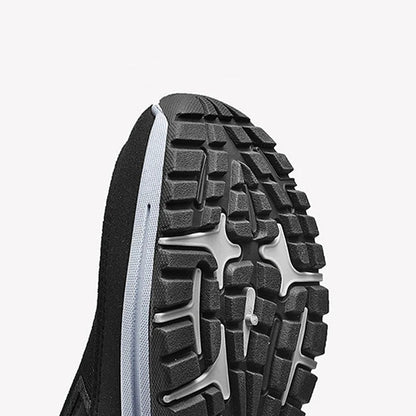Men's comfortable and breathable walking shoes.