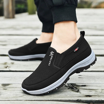 Men's comfortable and breathable walking shoes.
