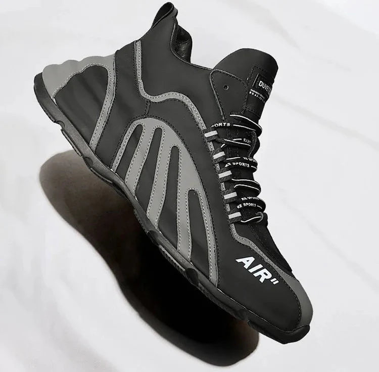 Men's breathable running shoes with flexible soles