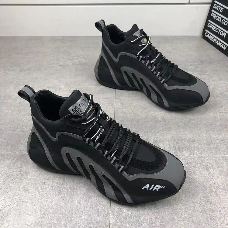 Men's breathable running shoes with flexible soles